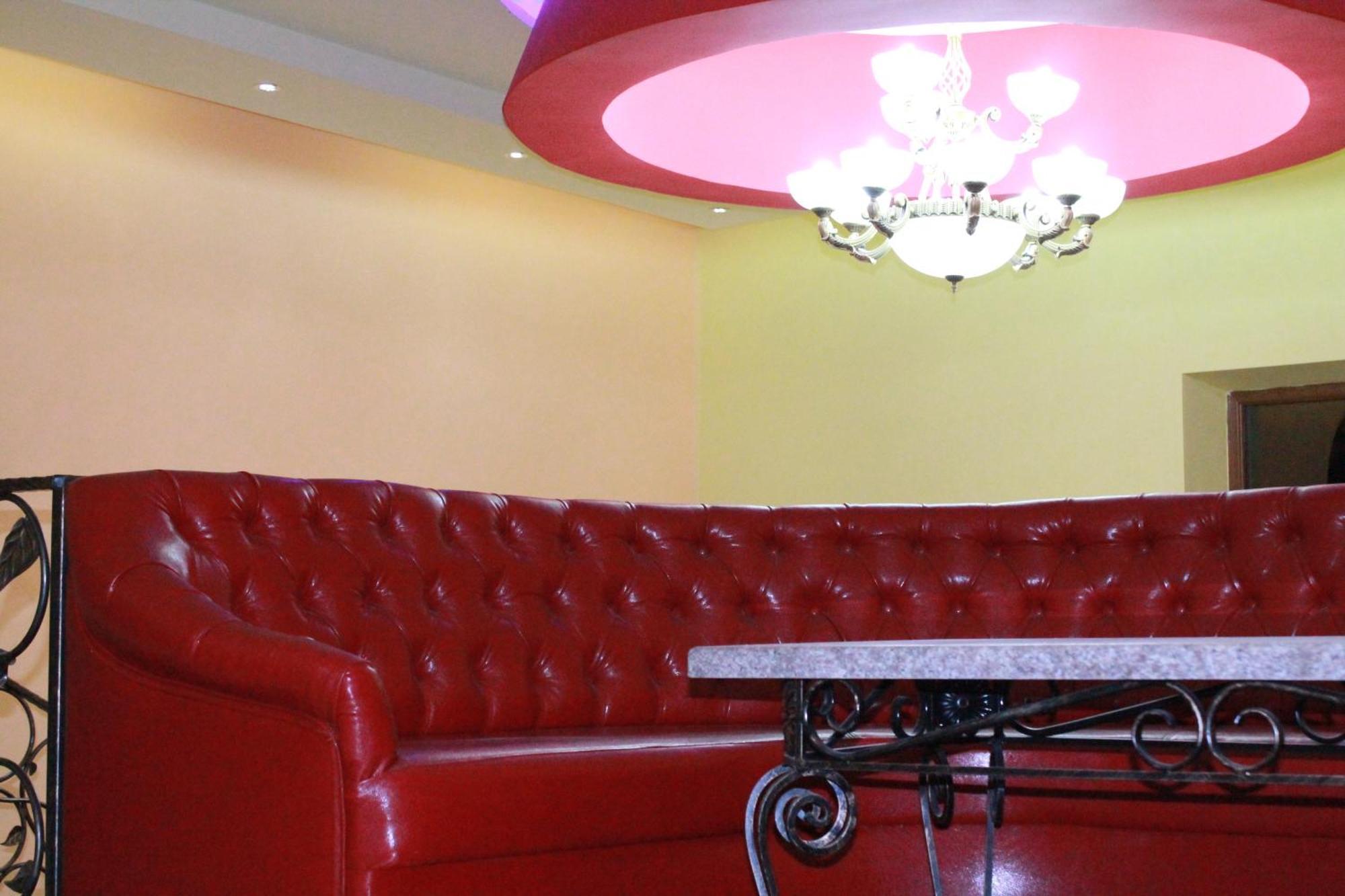 Princ Plaza Hotel Erivan Exterior foto