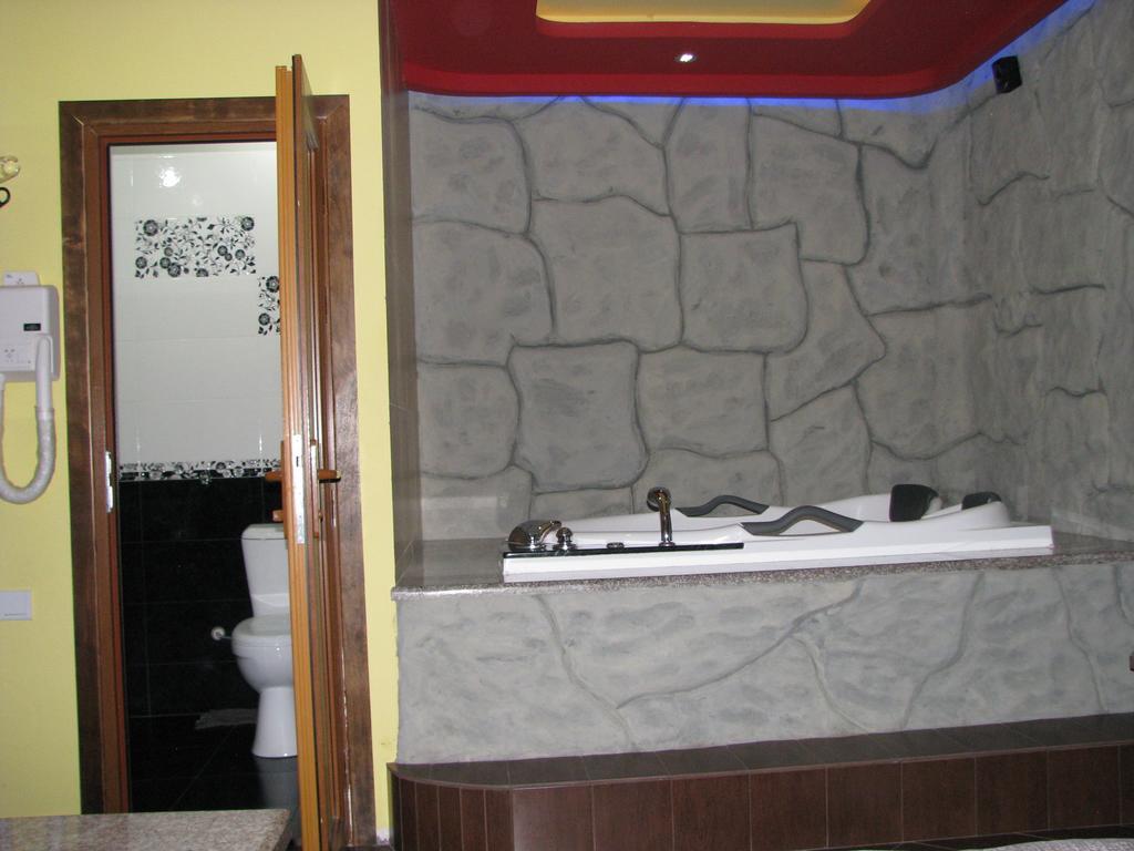 Princ Plaza Hotel Erivan Zimmer foto