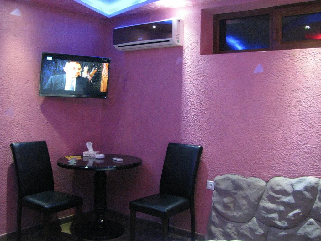 Princ Plaza Hotel Erivan Zimmer foto