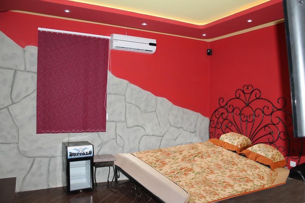 Princ Plaza Hotel Erivan Zimmer foto